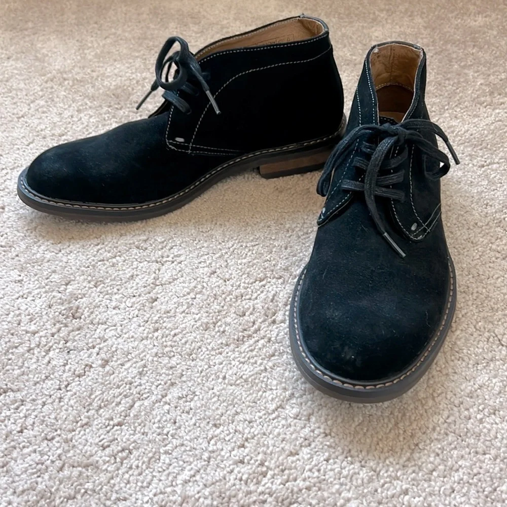 Vionic Mens Bowery Chase Chukka Suede Ankle Boots